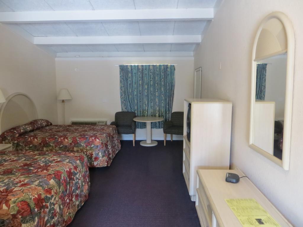 Royal Inn Дейтона Бийч Екстериор снимка